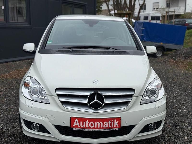 Gebraucht Mercedes B170 116 PS (85 kW) 2008 Weiß Van / Kleinbus