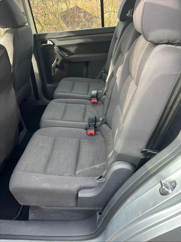 Gebraucht VW Touran 105 PS (77 kW) 2007 Silber Van / Kleinbus