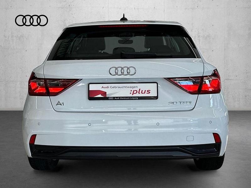 Gebraucht Audi A1 Sportback Advanced 110 PS (80 kW) 2022 Weiß Kleinwagen