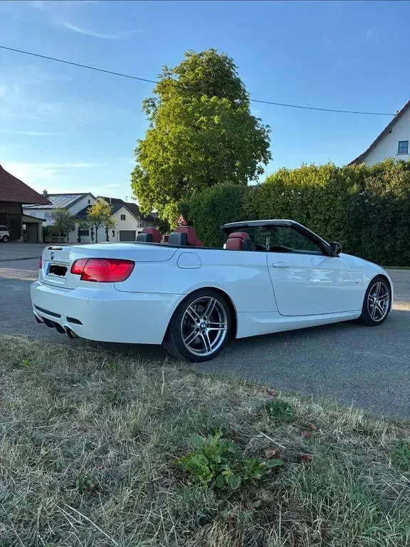 Gebraucht BMW 335 Cabriolet M Sport 306 PS (225 kW) 2012 Weiß Cabrio