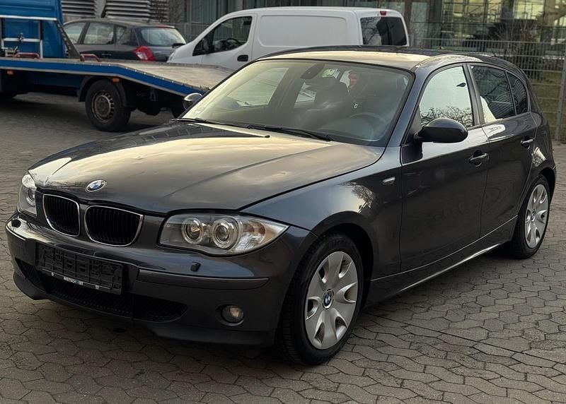 Gebraucht BMW 118 143 PS (105 kW) 2005 Grau Kleinwagen