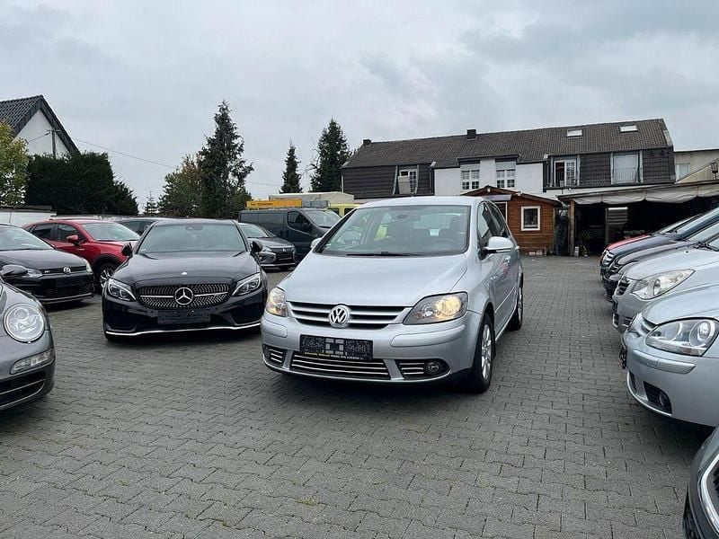 Silber Gebraucht 2005 VW Golf Plus Cross Comfortline Van / Kleinbus | 3.290 € (Guter Preis) - Bild 1/4