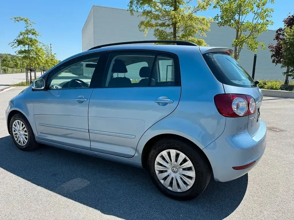Gebraucht VW Golf Plus Cross Trendline 105 PS (77 kW) 2011 Blau Van / Kleinbus