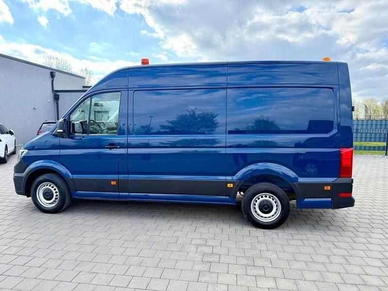 Second-hand VW Crafter 177 CP (130 kW) 2020 Albastru Van