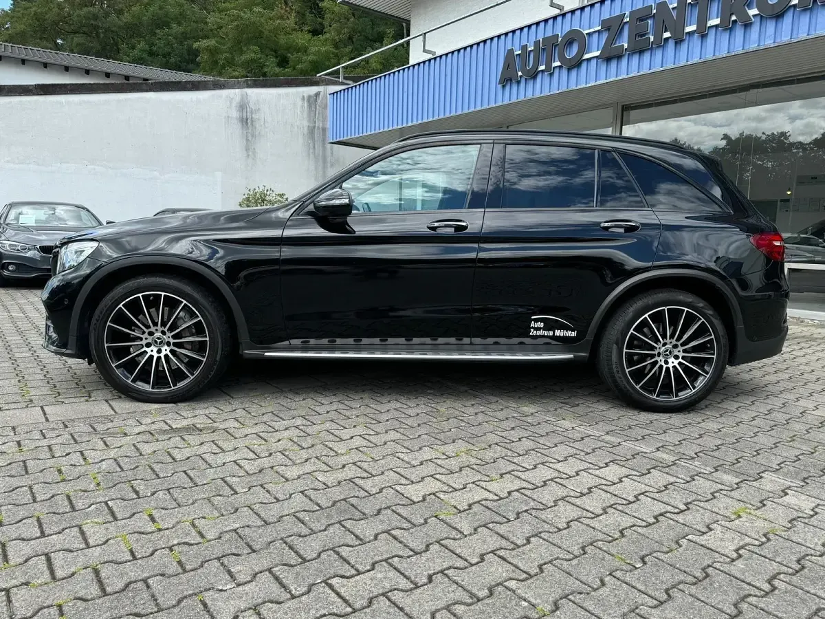 Gebraucht Mercedes GLC350 258 PS (189 kW) 2017 Schwarz SUV
