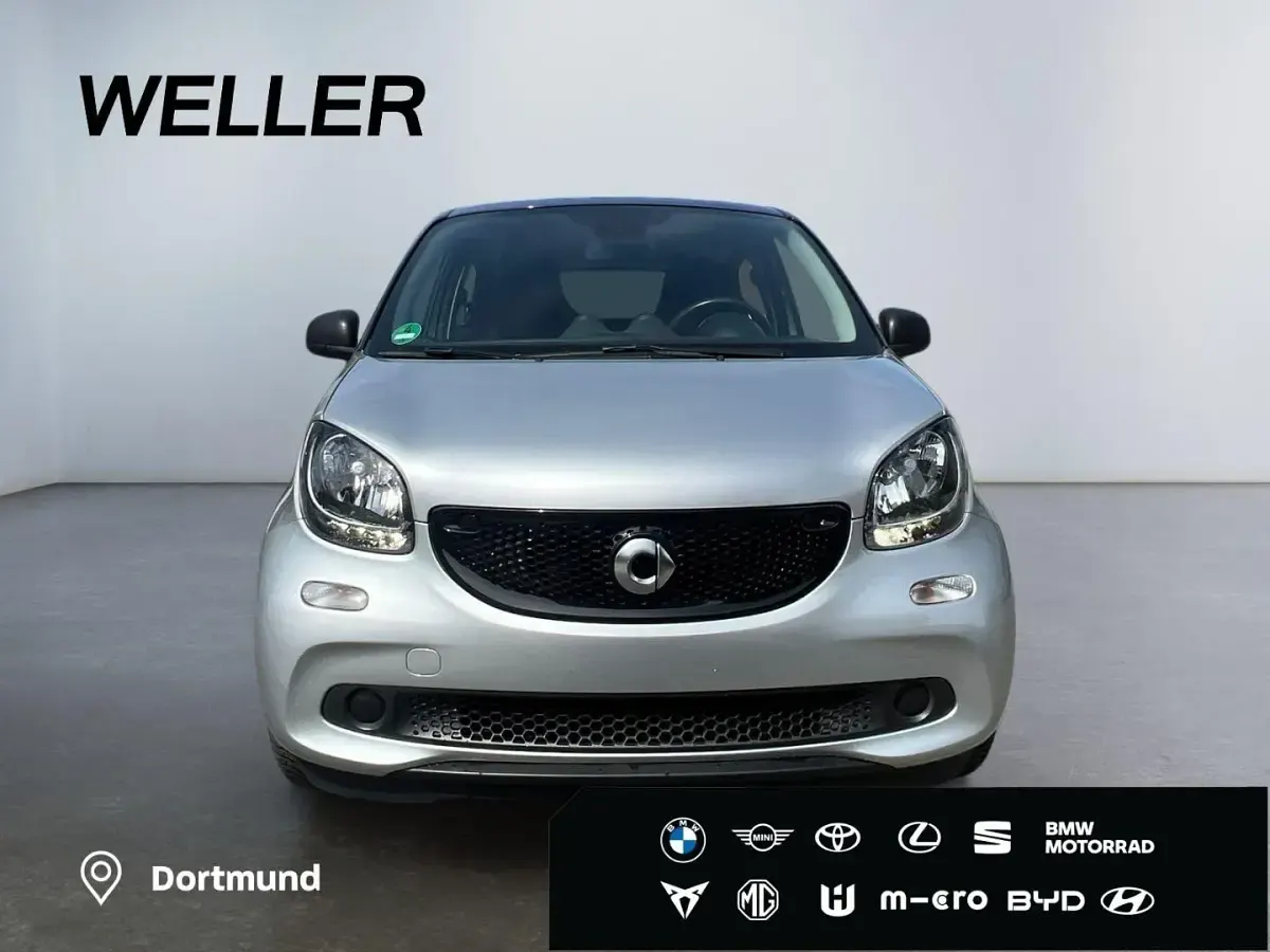 Gebraucht Smart ForFour Passion 71 PS (52 kW) 2018 Grau Kleinwagen