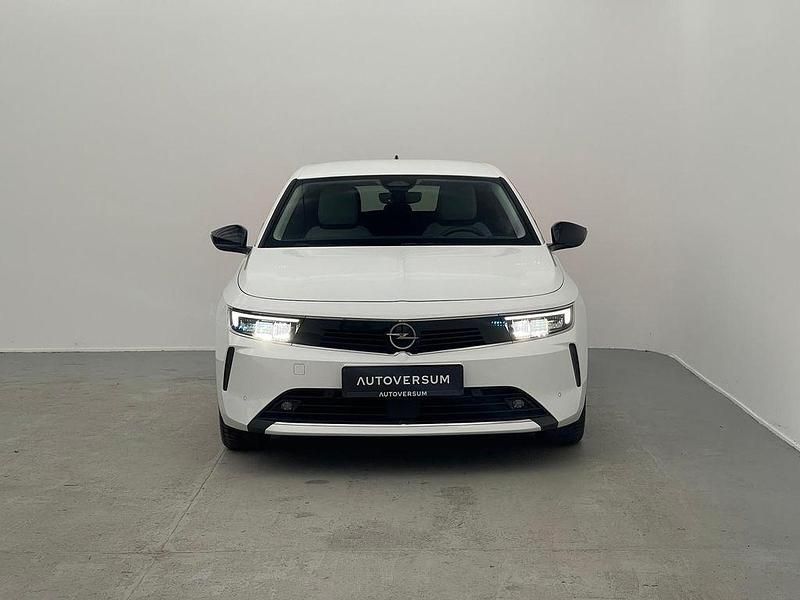 Gebraucht Opel Astra Elegance 131 PS (96 kW) 2023 Weiß Limousine