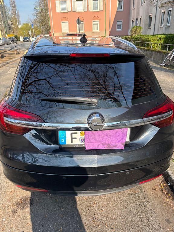 Gebraucht Opel Insignia Sport 136 PS (100 kW) 2016 Schwarz Kombi