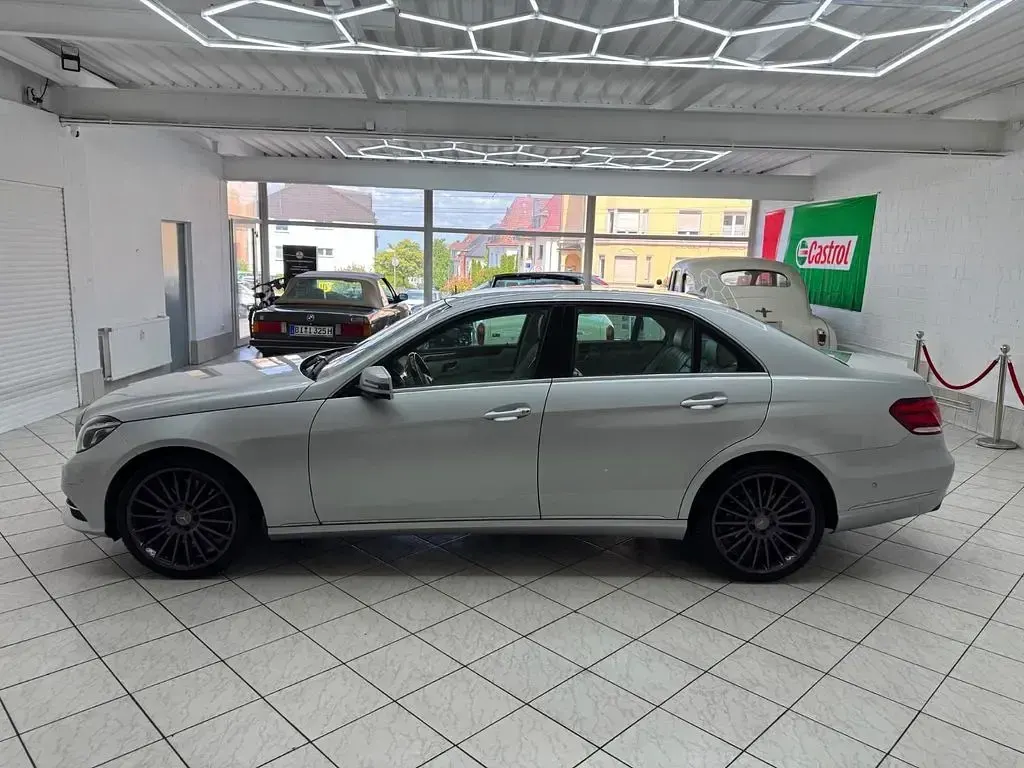 Occasion Mercedes E400 333 ch (244 kW) 2013 Argent Berline