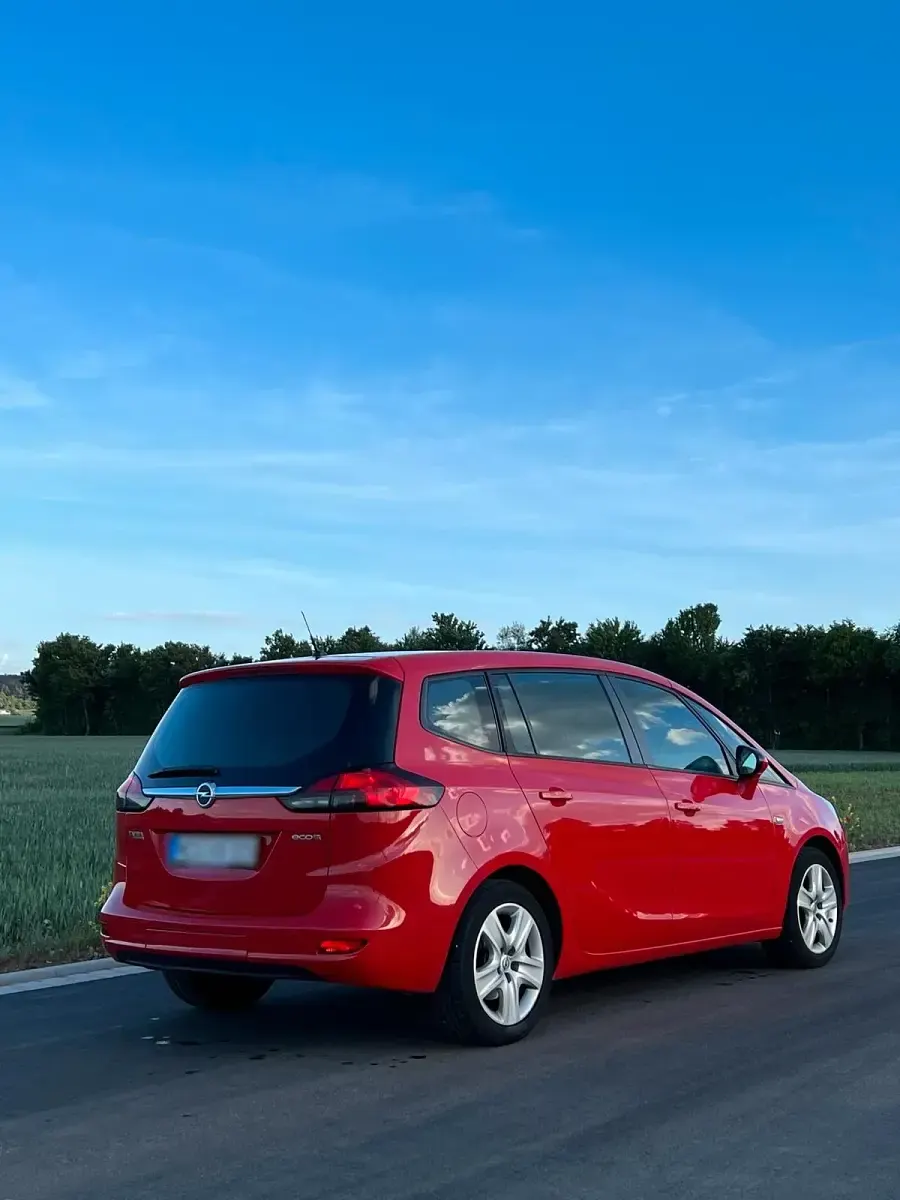 Gebraucht Opel Zafira 140 PS (102 kW) 2016 Rot Van / Kleinbus
