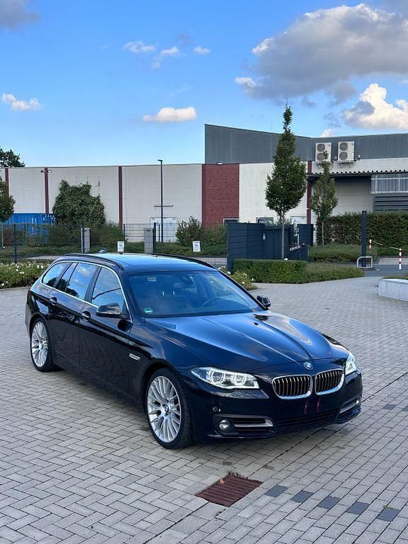 Schwarz Gebraucht 2015 BMW 535 Comfort Edition Kombi | 20.800 € (Fairer Preis) - Bild 1/4