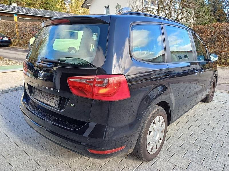 Gebraucht Seat Alhambra Reference 140 PS (102 kW) 2011 Schwarz Van / Kleinbus