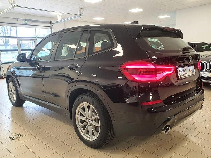 Używany BMW X3 Performance 190 KM (139 kW) 2021 Czarny SUV