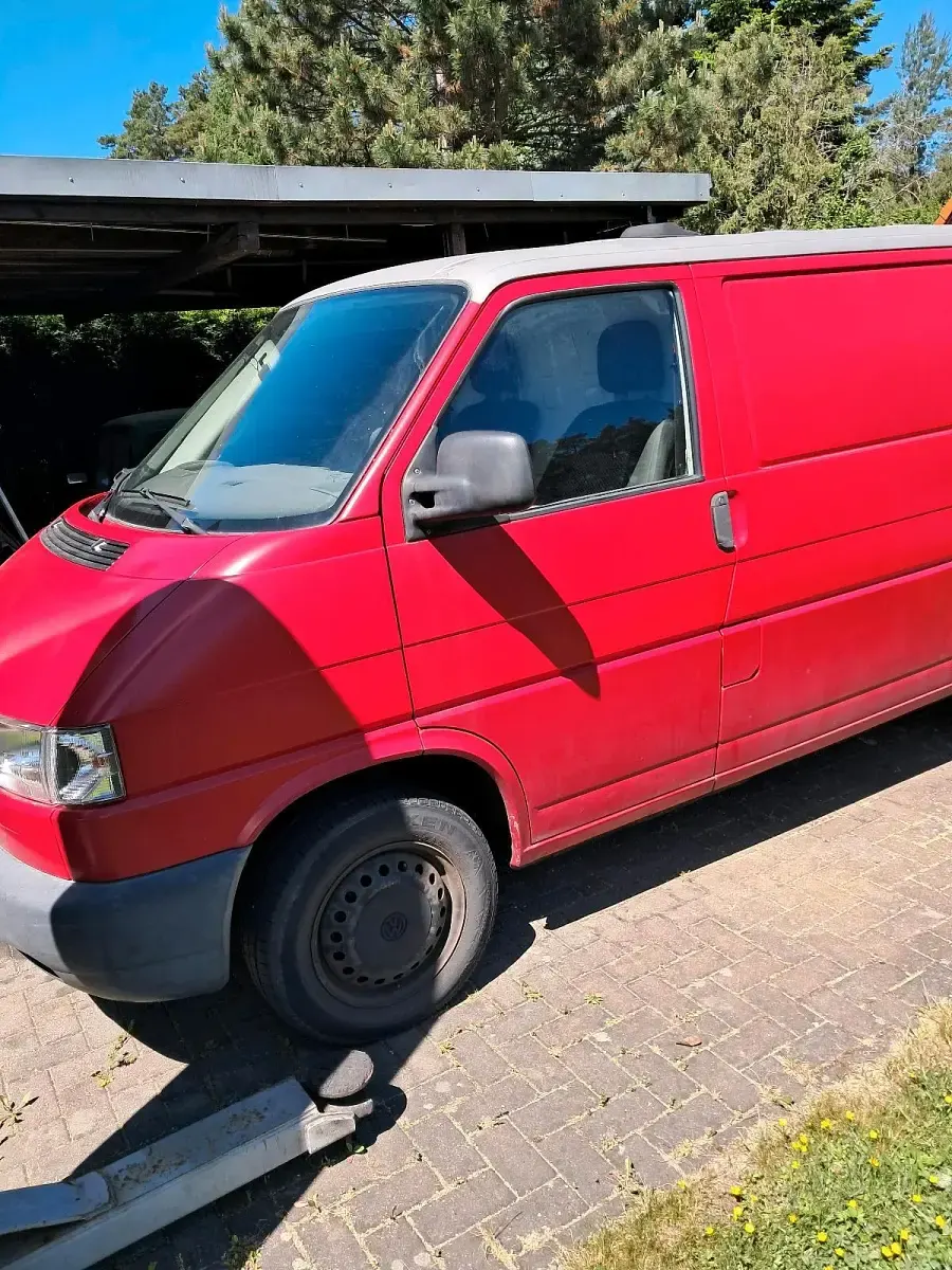 Gebraucht VW T4 102 PS (75 kW) 2002 Rot Van