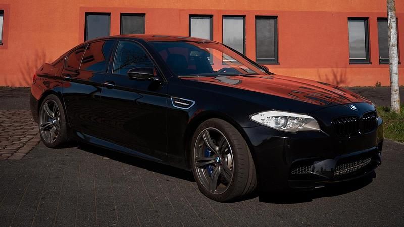Gebraucht BMW M5 Performance 560 PS (411 kW) 2012 Schwarz Limousine
