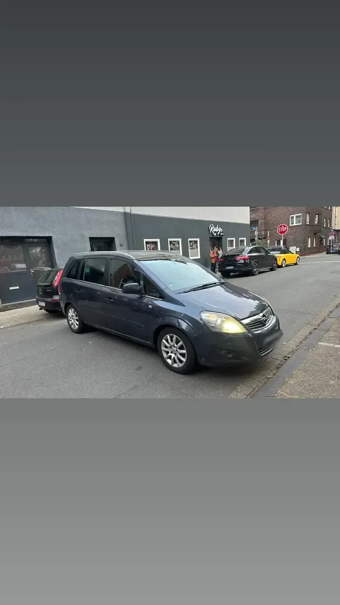 Gebraucht Opel Zafira Innovation 120 PS (88 kW) 2010 Van / Kleinbus