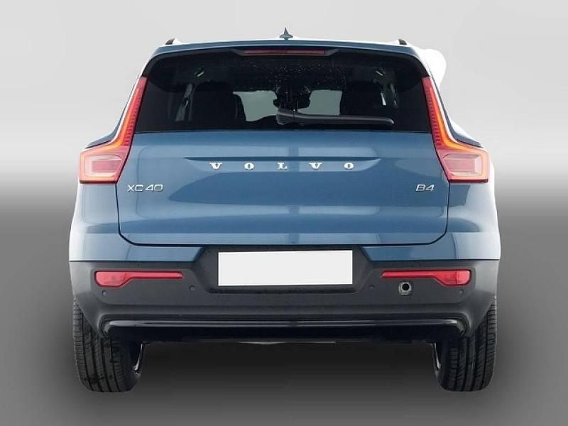 Gebraucht Volvo XC40 Plus 197 PS (144 kW) 2025 Blau SUV