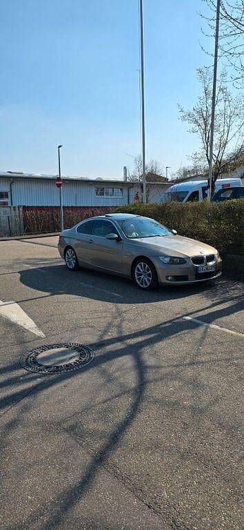 Gebraucht BMW 325 218 PS (160 kW) 2008 Coupé
