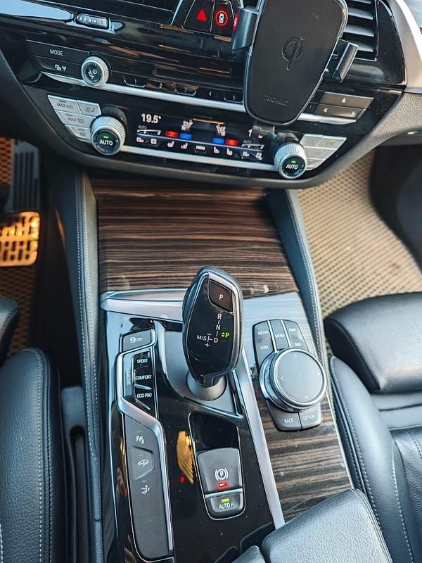 Second-hand BMW 630 265 CP (194 kW) 2017 Andere farben Coupe