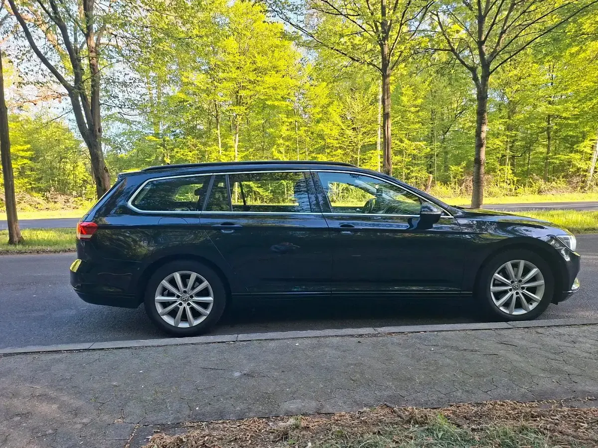 Gebraucht VW Passat 150 PS (110 kW) 2015 Schwarz Kombi