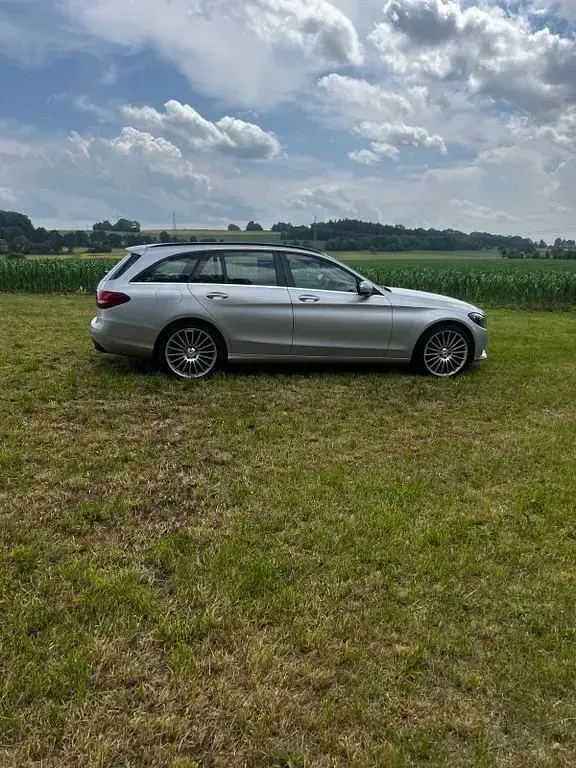 Gebraucht Mercedes C200 136 PS (100 kW) 2017 Silber Limousine