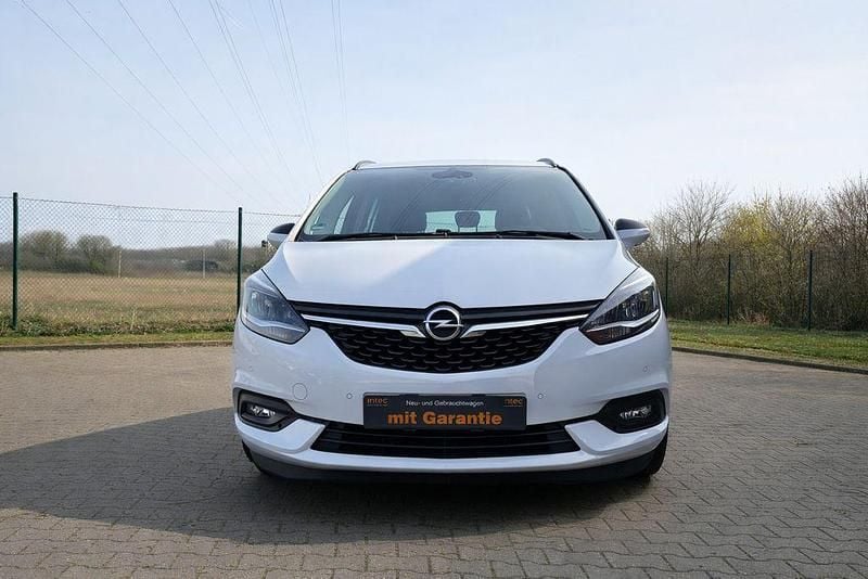 Gebraucht Opel Zafira Active 120 PS (88 kW) 2017 Weiß Van / Kleinbus