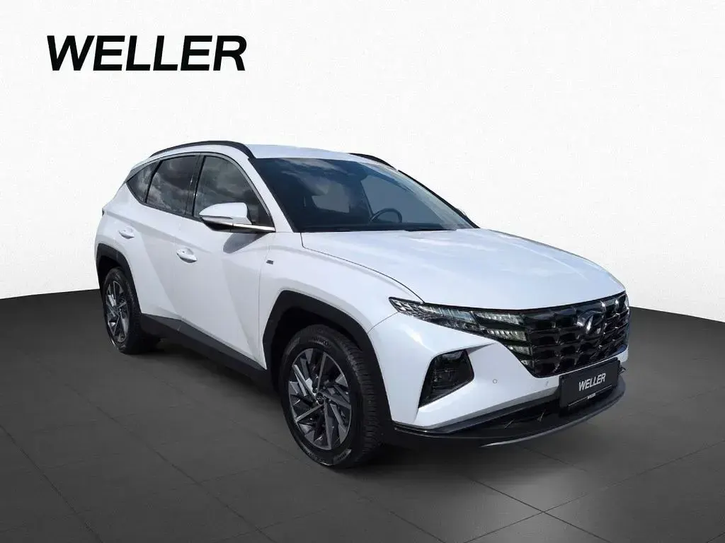 Second-hand Hyundai Tucson 150 CP (110 kW) 2023 Alb SUV
