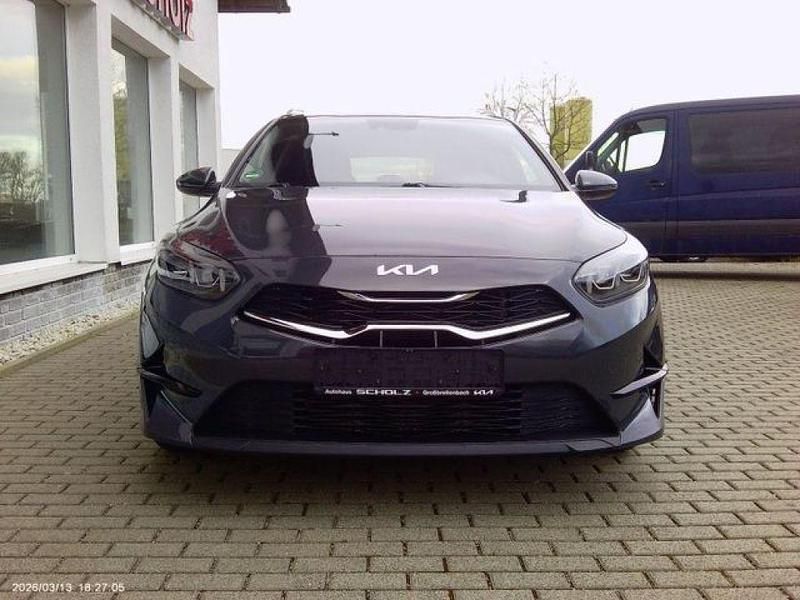Gebraucht Kia Ceed Vision 160 PS (117 kW) 2022 (h8g) dark penta metal m (metallic) Kleinwagen
