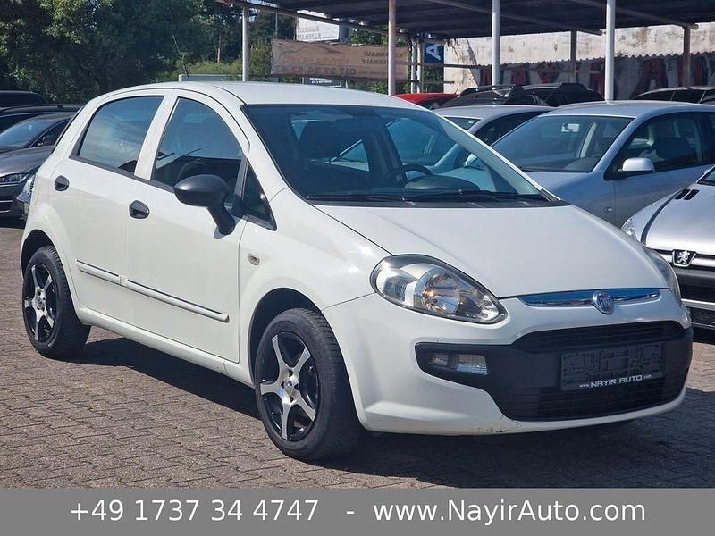 Weiß Gebraucht 2011 Fiat Punto Evo Active Kleinwagen | 3.490 € (Fairer Preis) - Bild 1/4