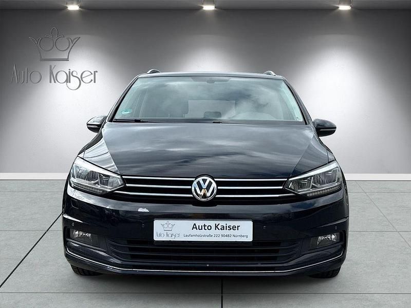 Gebraucht VW Touran Sound 150 PS (110 kW) 2017 Schwarz Van / Kleinbus