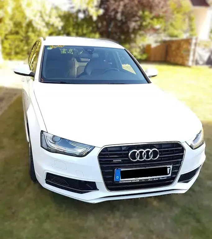 Gebraucht Audi A4 S-Line 177 PS (130 kW) 2013 Weiß Kombi