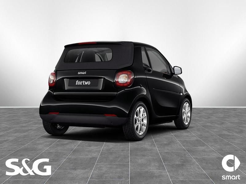 Gebraucht Smart ForTwo Cabrio 90 PS (66 kW) 2017 Bodypanels in black Cabrio