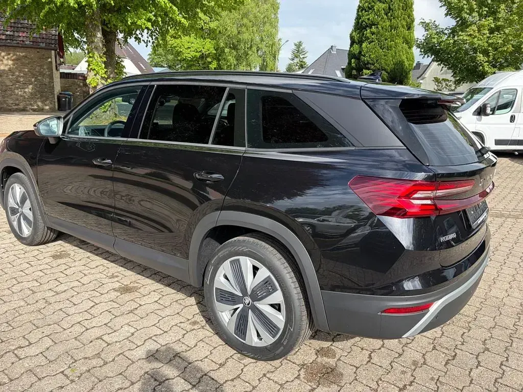 Neu Skoda Kodiaq Selection 150 PS (110 kW) 2025 Schwarz SUV