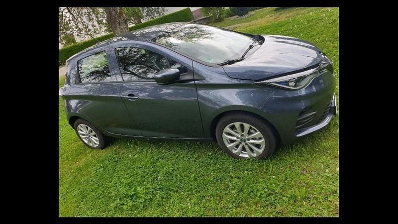 Grau Gebraucht 2021 Renault Zoe Experience Kleinwagen | 9.400 € (Superpreis) - Bild 1/4