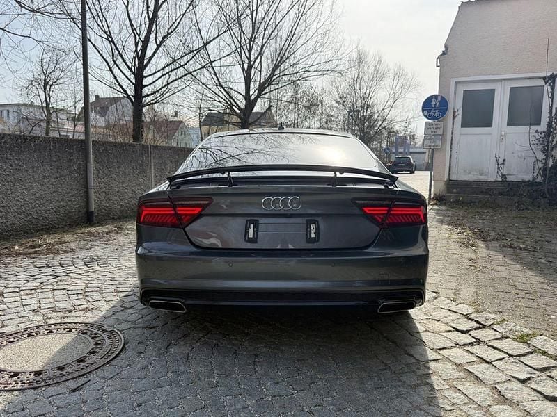 Gebraucht Audi A7 Advanced 320 PS (235 kW) 2015 Grau Kleinwagen