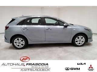 Gebraucht Kia Ceed Vision 140 PS (102 kW) 2024 Silber Kleinwagen