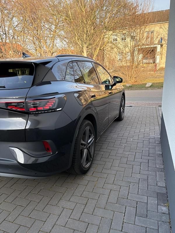Gebraucht VW ID.4 GTX 219 kW (299 PS) 2022 Grau SUV
