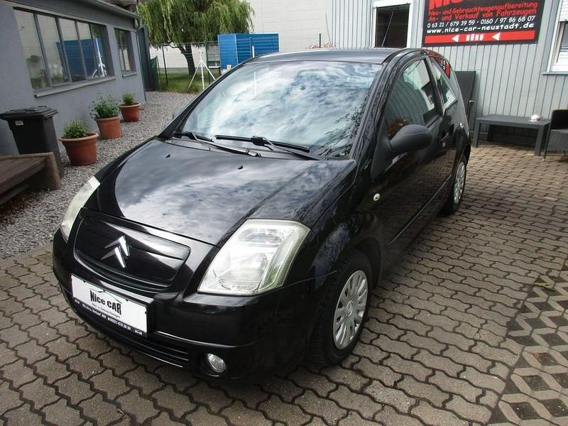 Schwarz Gebraucht 2007 Citroën C2 Style Kleinwagen | 1.999 € (Etwas zu teuer) - Bild 1/4