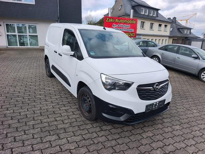 Gebraucht Opel Combo Edition 76 PS (55 kW) 2019 Weiß Van / Kleinbus