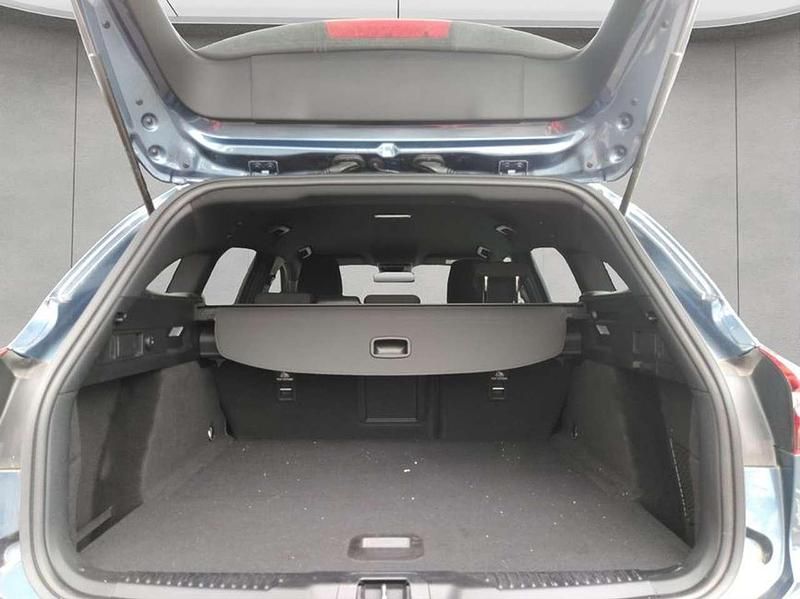 Gebraucht Ford Focus ST-Line X 125 PS (91 kW) 2023 Chrome blue metallic Kombi