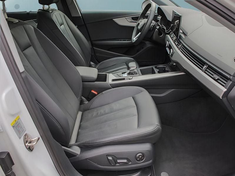 Używany Audi A4 204 KM (150 kW) 2023 Biały Kombi