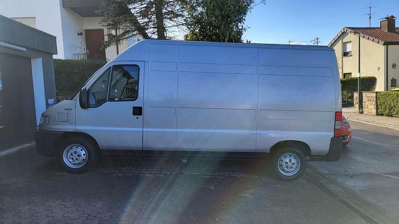 Gebraucht Fiat Ducato 128 PS (94 kW) 2000 Silber Van