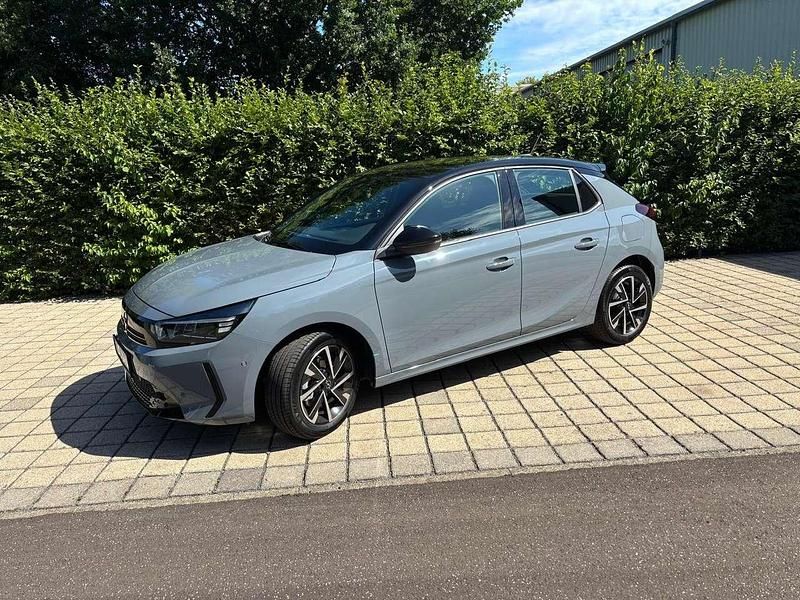 Grau Neu 2025 Opel Corsa Limousine | 20.399 € (Fairer Preis) - Bild 1/4