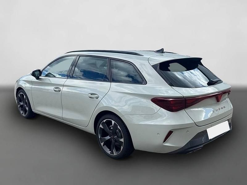 Usata Cupra Leon 150 CV (110 kW) 2025 Grigio Station wagon
