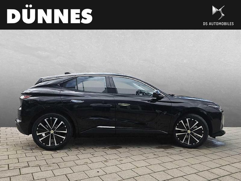 Neu DS Automobiles DS4 156 kW (213 PS) 2026 Schwarz (perla nera schwarz) Limousine