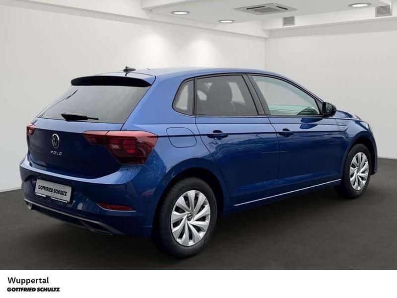 Gebraucht VW Polo Life 95 PS (69 kW) 2024 Blau Limousine