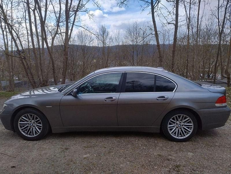 Gebraucht BMW 735 Performance 272 PS (200 kW) 2002 Grau Limousine