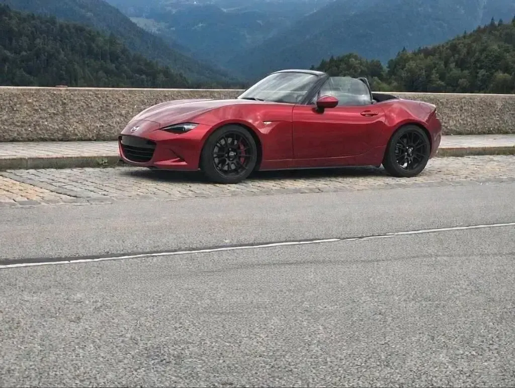 Gebraucht Mazda MX5 184 PS (135 kW) 2019 Rot Cabrio