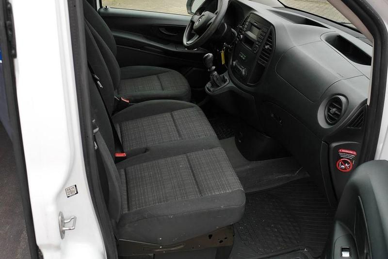 Gebraucht Mercedes Vito 102 PS (75 kW) 2020 Weiß Van