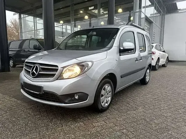 Gebraucht Mercedes Citan 111 Edition 116 PS (85 kW) 2020 Silber Van / Kleinbus